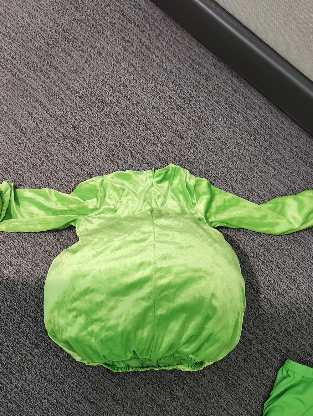 Spirit Halloween Monsters Inc Mike Wazowski Costume Toddler 5T-6T - Picture 6 of 16